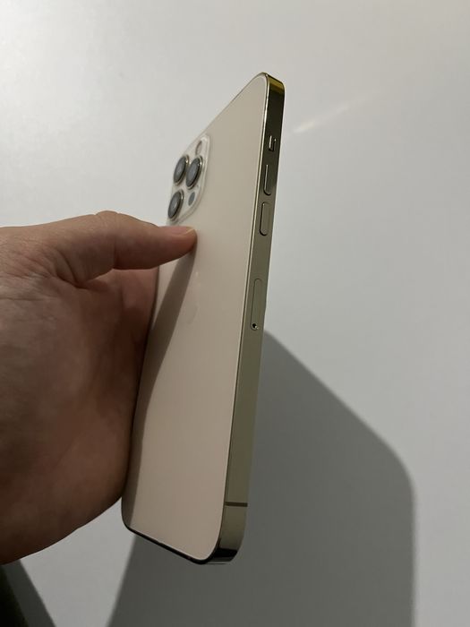 Айфон 12 про мах