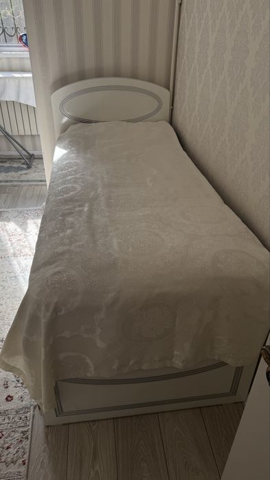 Спальний гарнитур