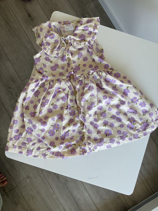 Рокли на zara за момиче различни размери