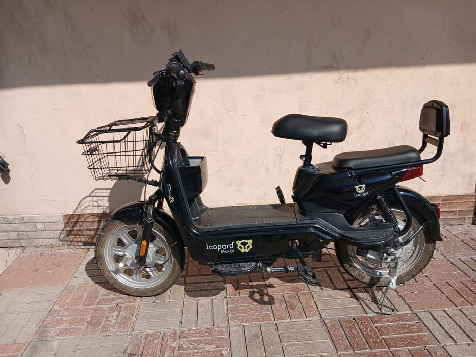 Срочно продам Электроскутер леопард