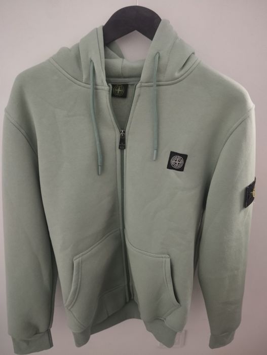 Stone Island  Суичъри,ветровки,екипи!