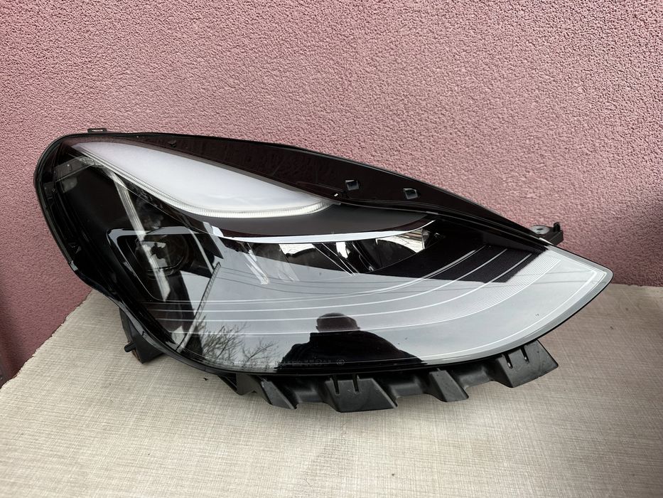 Far led stânga dreapta Tesla Model 3/Y 2021/2023