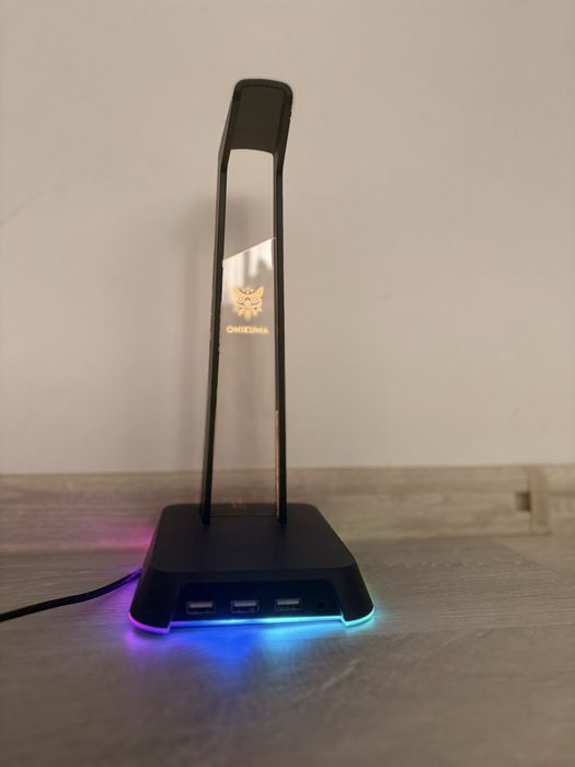 Casti gaming RGB surround noise cancelation si/sau suport RGB casti