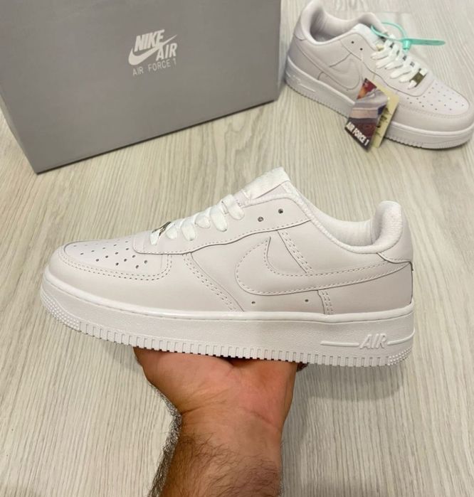 STOC LIMITATI!! Adidasi / Sneakers Nike Air Force 1 Alb / Negru Marimi 36-44 Unisex