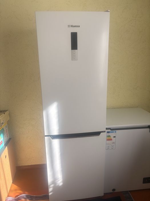 Холодильник Ханса