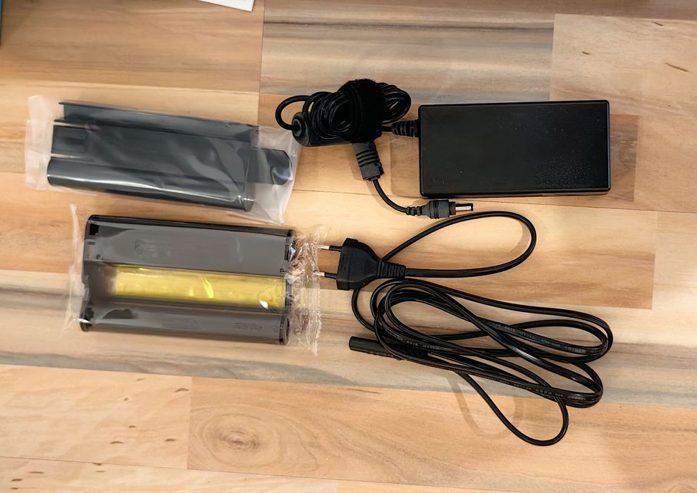 Imprimanta foto compactă Canon SELPHY CP740 portabila