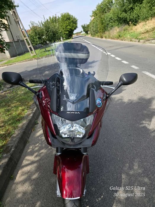 Honda nt 700 deauville 2010