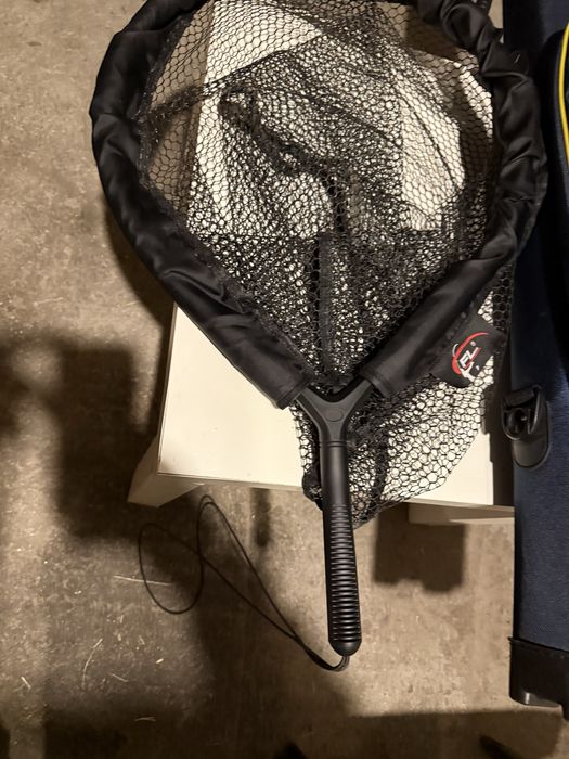 Спининг комплек пръчка макара калъф кеп