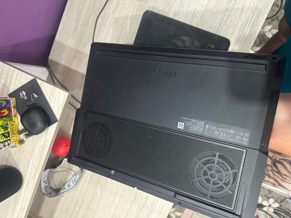 Gaming лаптоп Lenovo Legion 1t