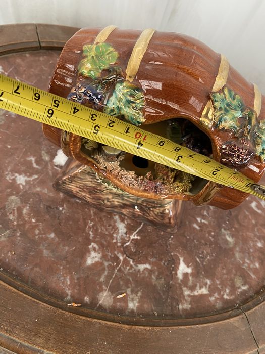 Италианска порцеланова фигура лозов масив