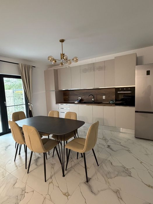 Inchiriez apartamente 3 camere bloc nou