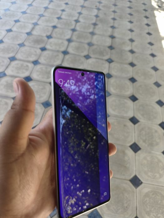 Xiaomi Redmi note 13 pro plus