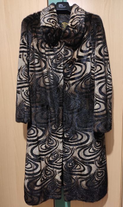 Продам норковую шубу