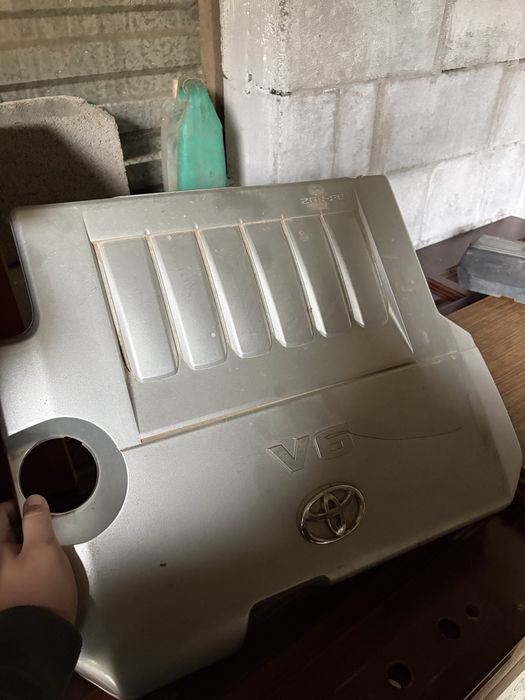 Крышка двигателя 2GR-FE Toyota Lexus 3.5