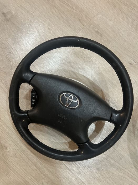 Продам руль от Camry 30 и второй руль от Prado 120