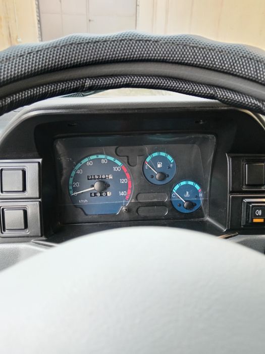 Moshena tiniq avaylab haydalgan  yuk kup ortilmagan