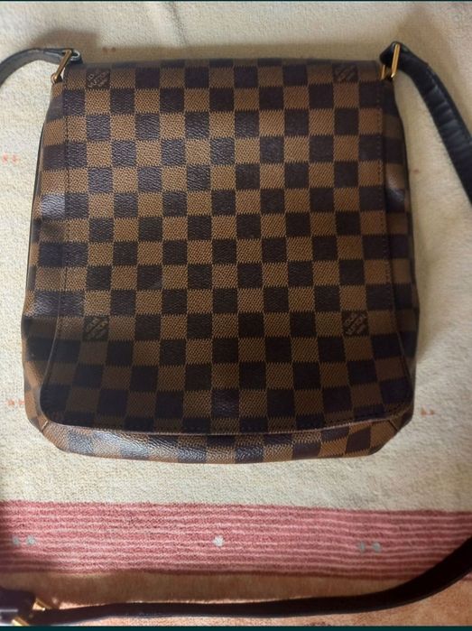 Geanta umăr Louis Vuitton