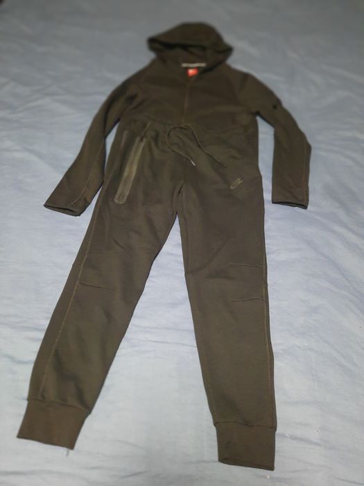 Спортен екип НАЙК ТЕК