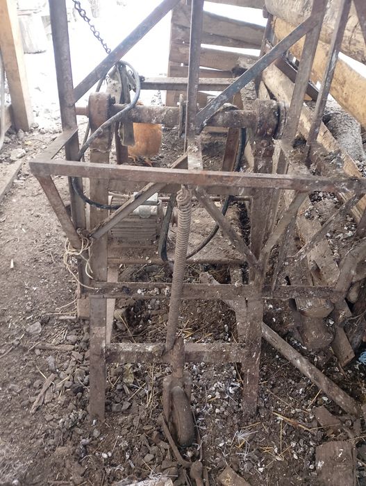 Фуражомелка цинкуляр и дървени съдове