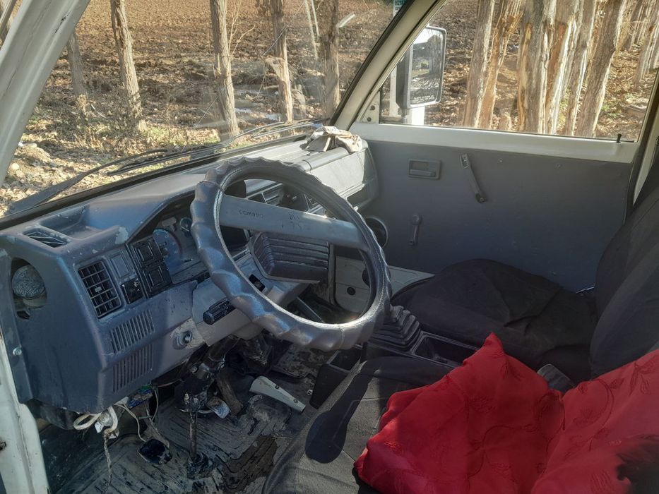 Дамас  в хорошем состоянии