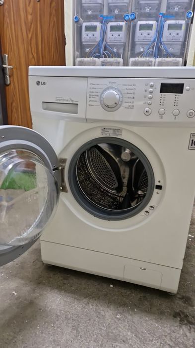 Vând mașină de spălat