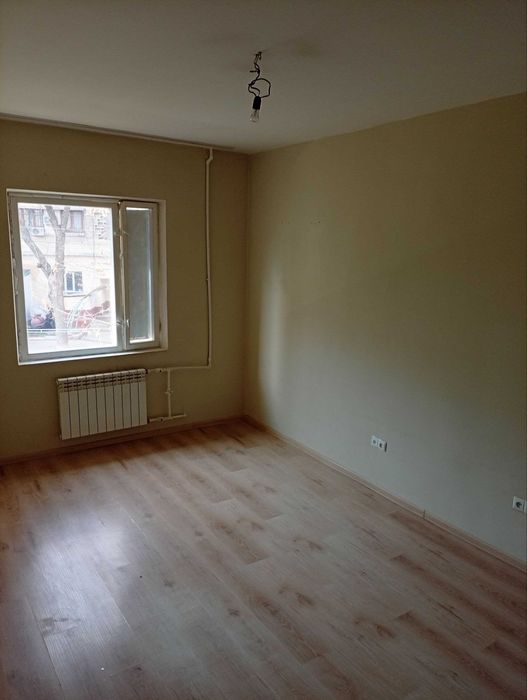 Продается квартира в Яшнабадском районе Авиасозлар-2, 1в2х ком 40м2