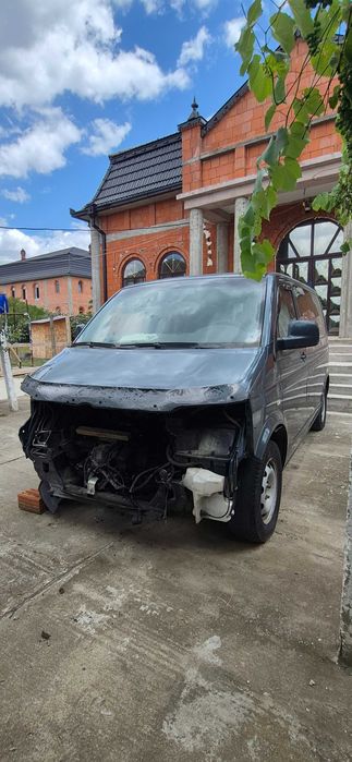 VOLKSWAGEN Transporter 2006