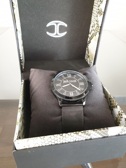 Часовник Just Cavalli марков оригинале Roberto Cavlalli н ръчен часовн