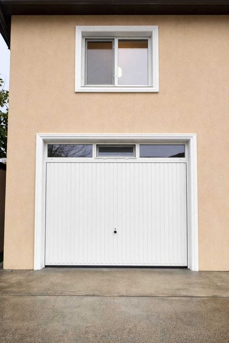 De închiriat – Garaj / Spațiu multifuncțional – 30 mp