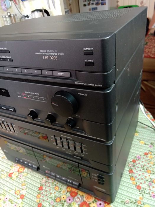 SONY LBT-D205 Tuner/Deck A,B Audio System Made in malaysia