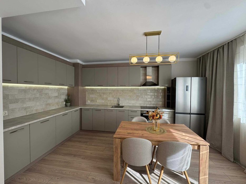 Продава се Двустаен апартамент в Велико Търново, Център - 78 кв.м за 967 €/кв.м - Снимка #1