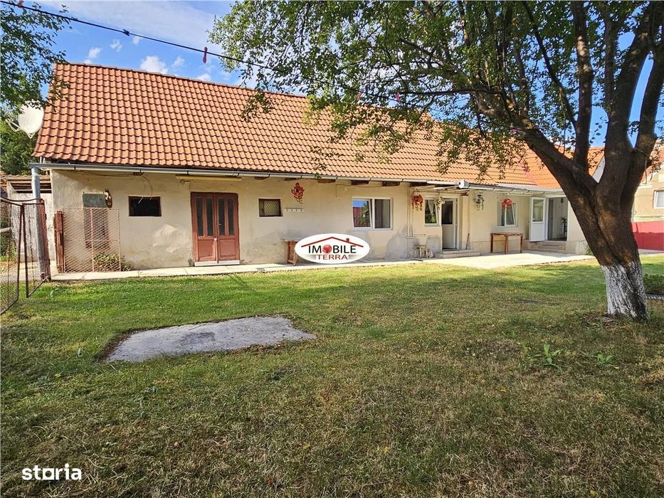 Casa spatioasa cu 2000 mp teren pe Valea Hartibaciului la Ilimbav
