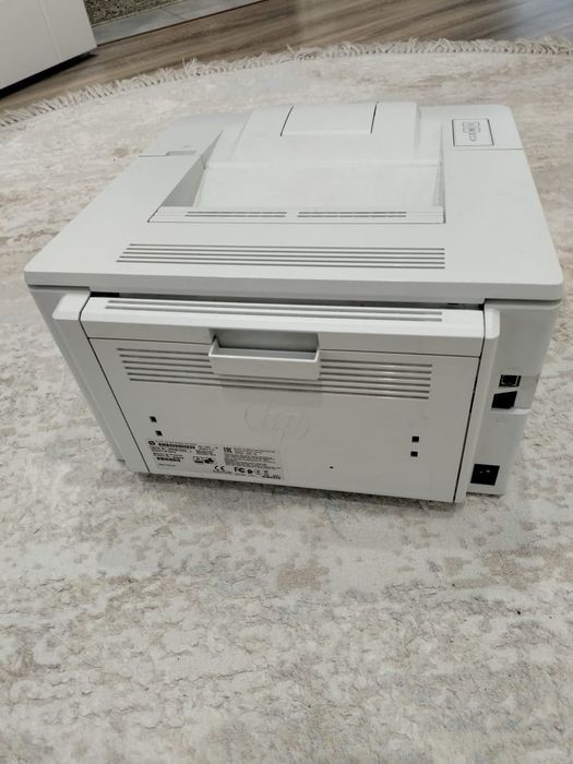 Принтер HP pro 203