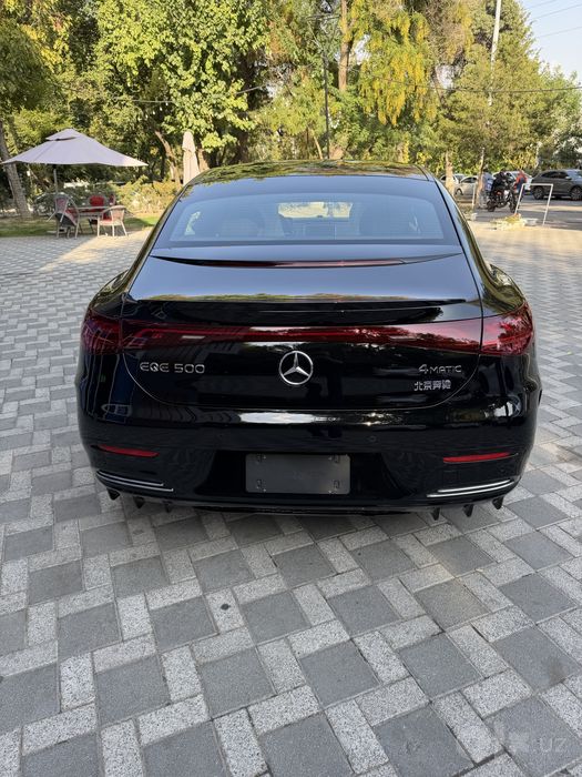 Merscedez Benz EQE 500