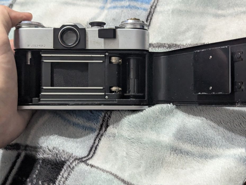 Пленочный фотоаппарат Зенит-Е