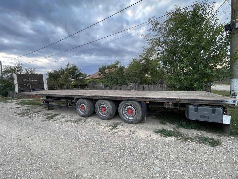 Semiremorca platforma krone