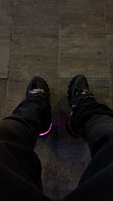 Balenciaga Track Led + Extra laces (sireturi puse personal)