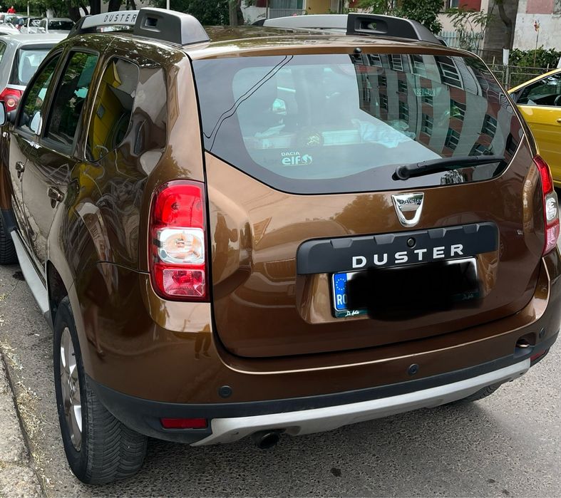 Vanzare Dacia Duster 2015