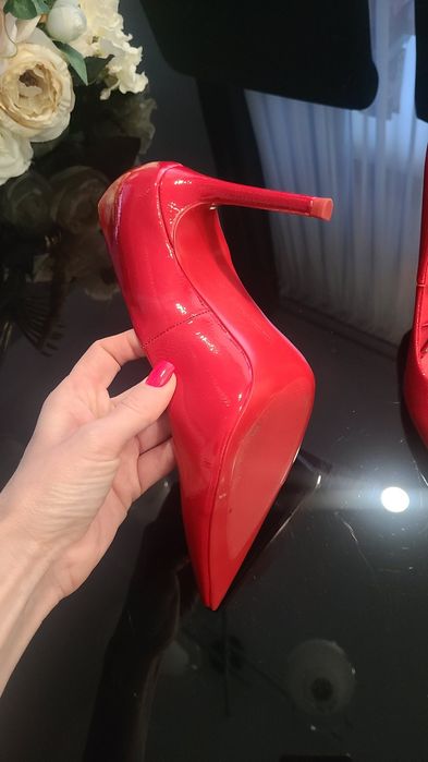 Pantofi Stiletto noi 37