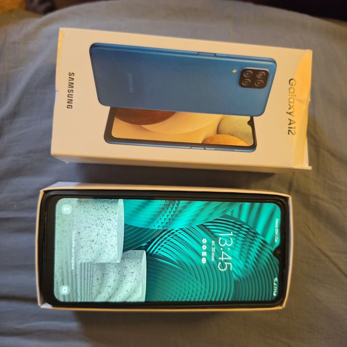 Продавам Смартфон Samsung Galaxy A12 отличен