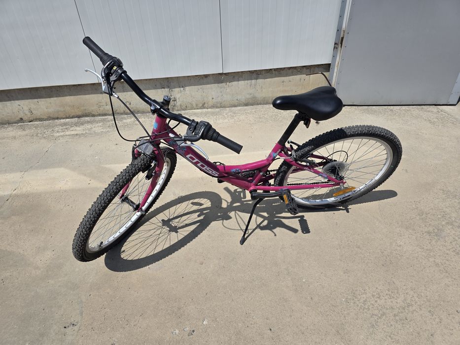 Продавам детско колело 24"