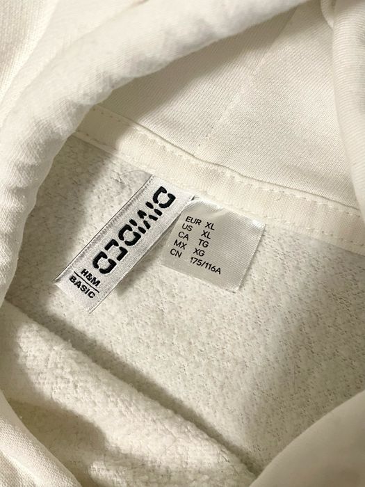 худи белое H&M.