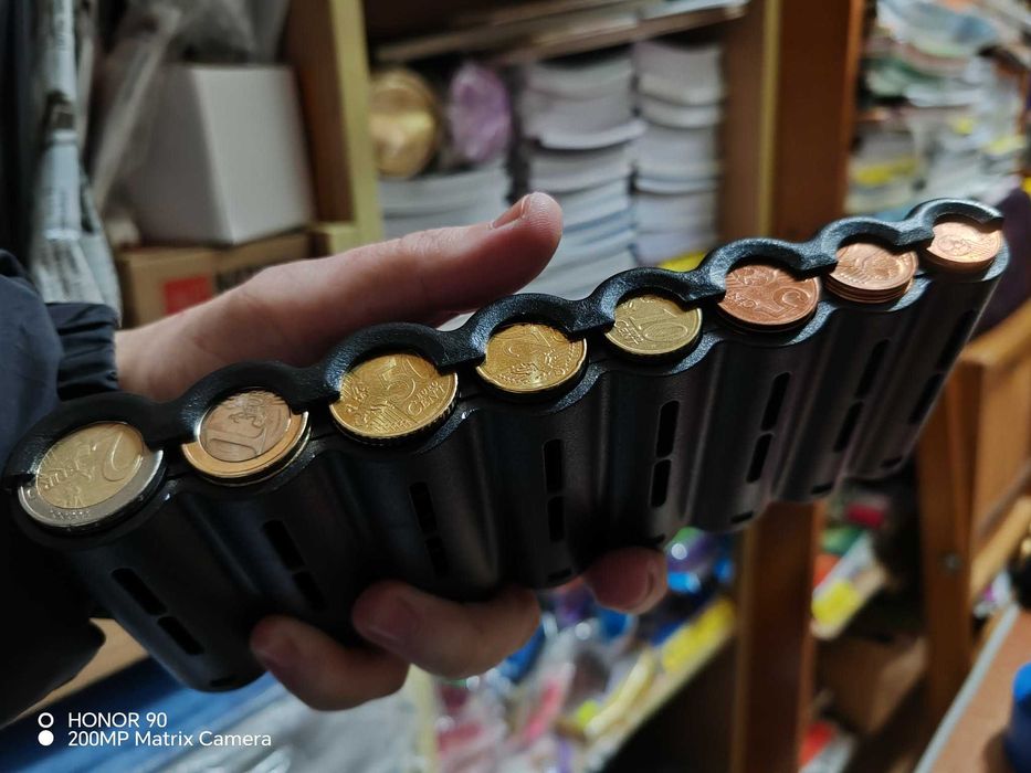 Монетник за всички евро монети - прав