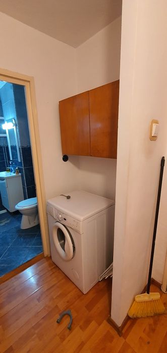 Vând apartament 3 camere semidecomandat șoseaua Vergului,