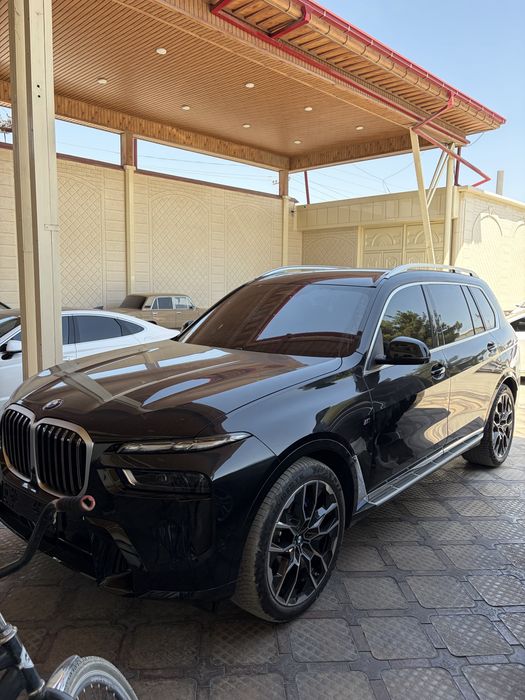 Продается новый BMW X7 xdrive40i