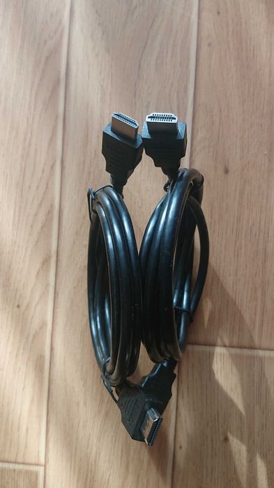 Лот нови аудио и видео  кабели за компютър, телевизор и други .