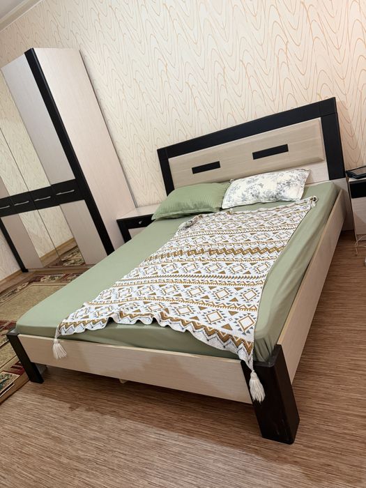 Шкаф и кровать продается