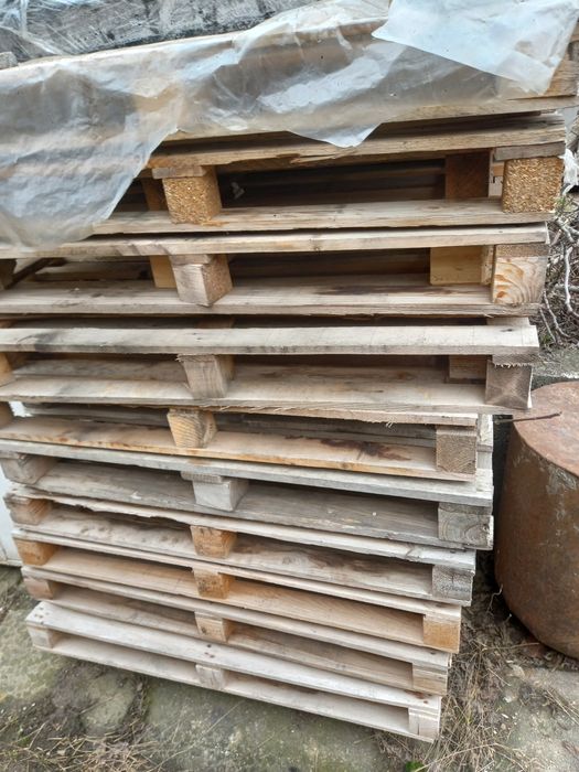 Палети  запазени и счупен и