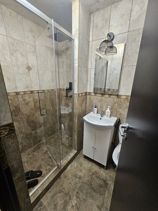 Închiriez garsonieră ultracentral