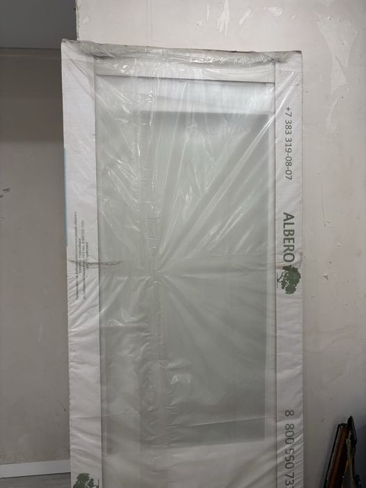 Продам новую дверь